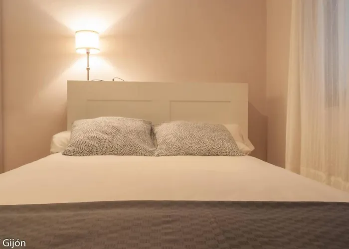 Appartement Avg Aguado 44 *