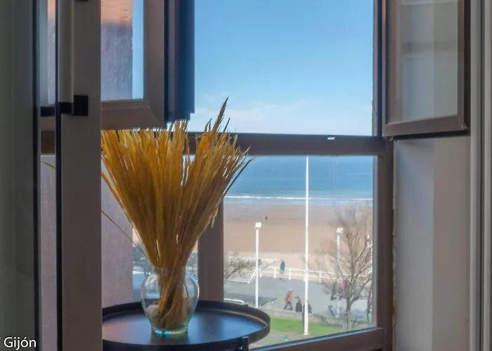 Avg Aguado 44 * Gijón